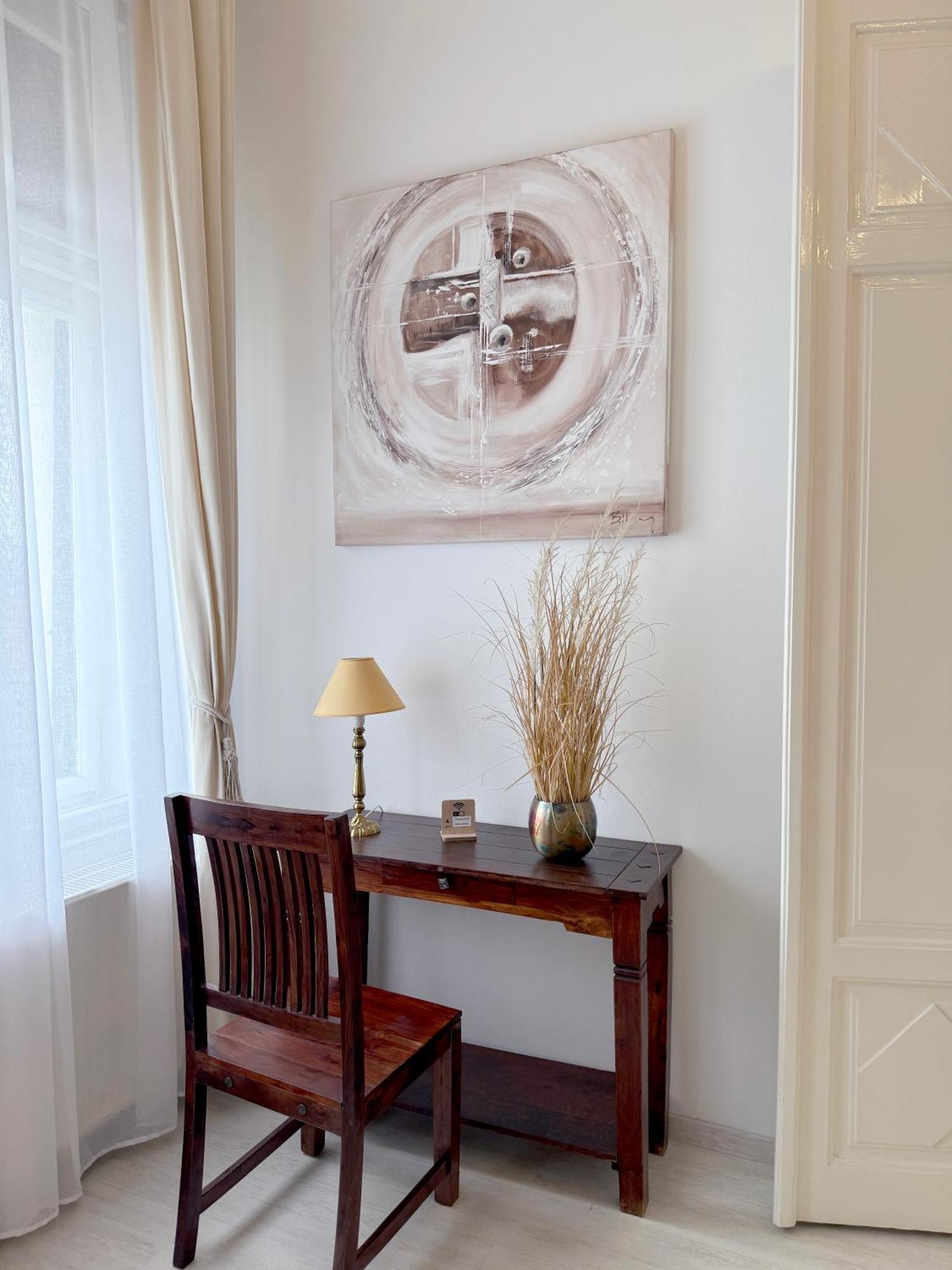 Elegant 125M2 Apartment In Center Of Budapest Budapeste Exterior foto