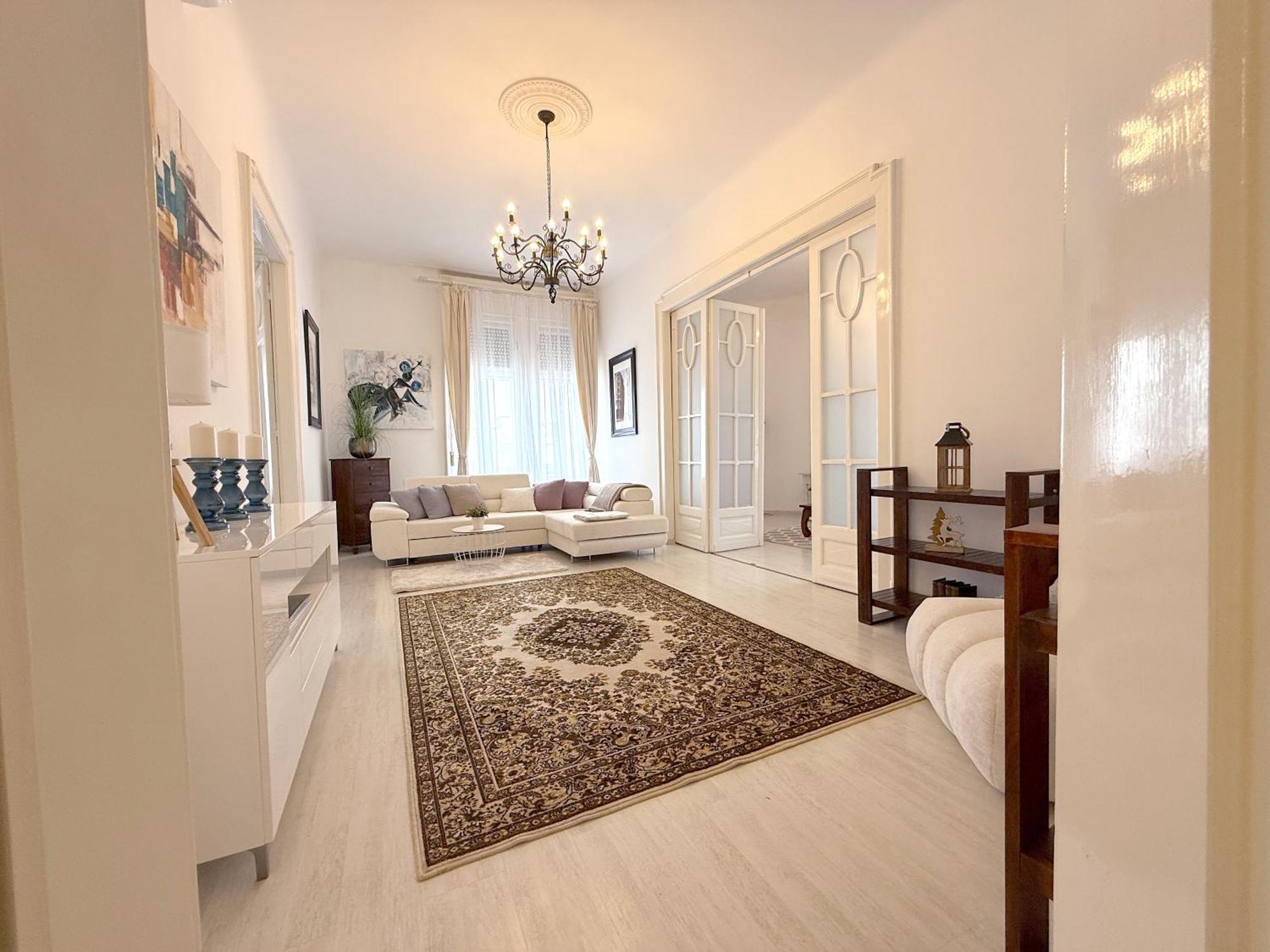 Elegant 125M2 Apartment In Center Of Budapest Budapeste Exterior foto