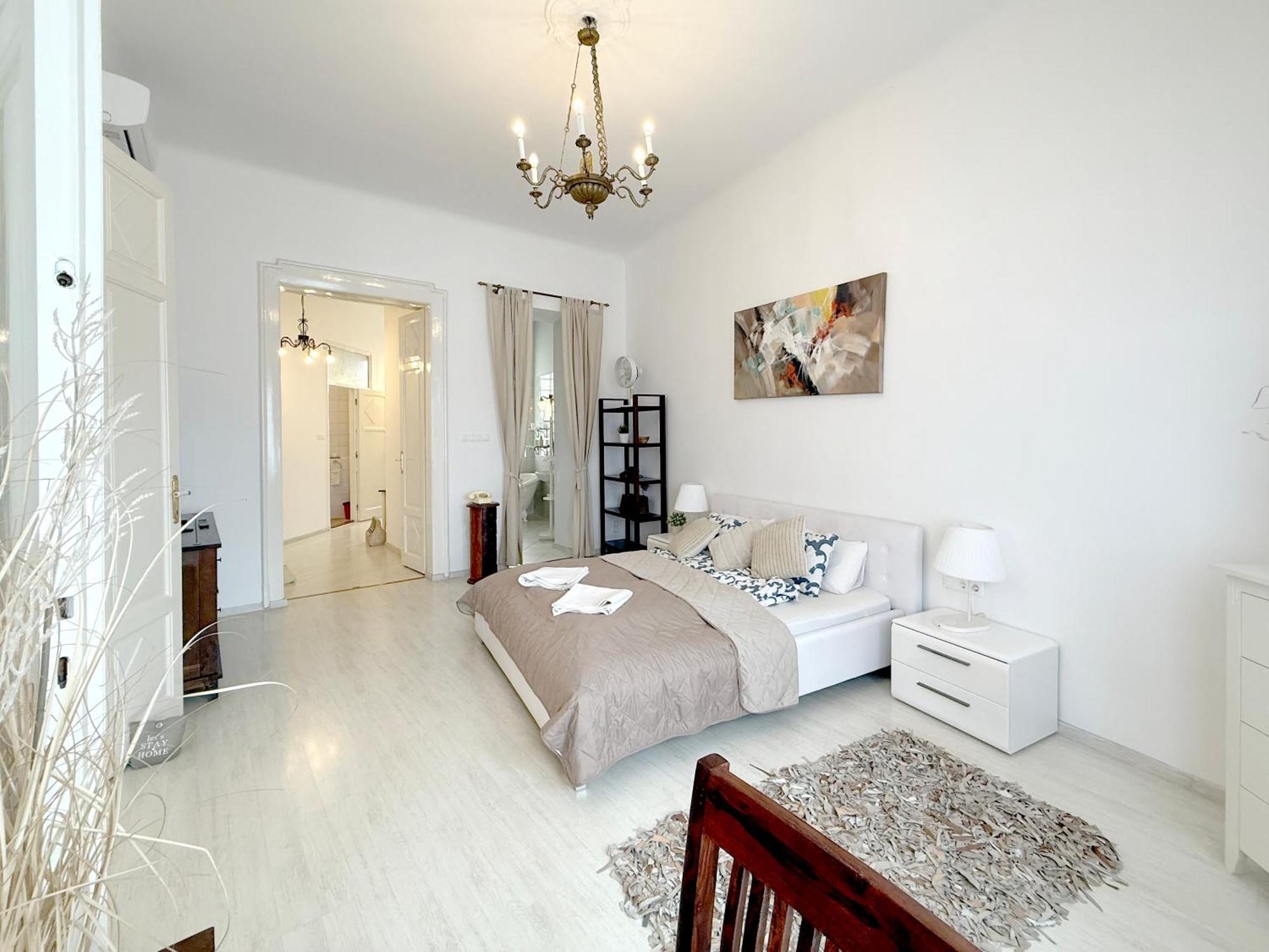 Elegant 125M2 Apartment In Center Of Budapest Budapeste Exterior foto
