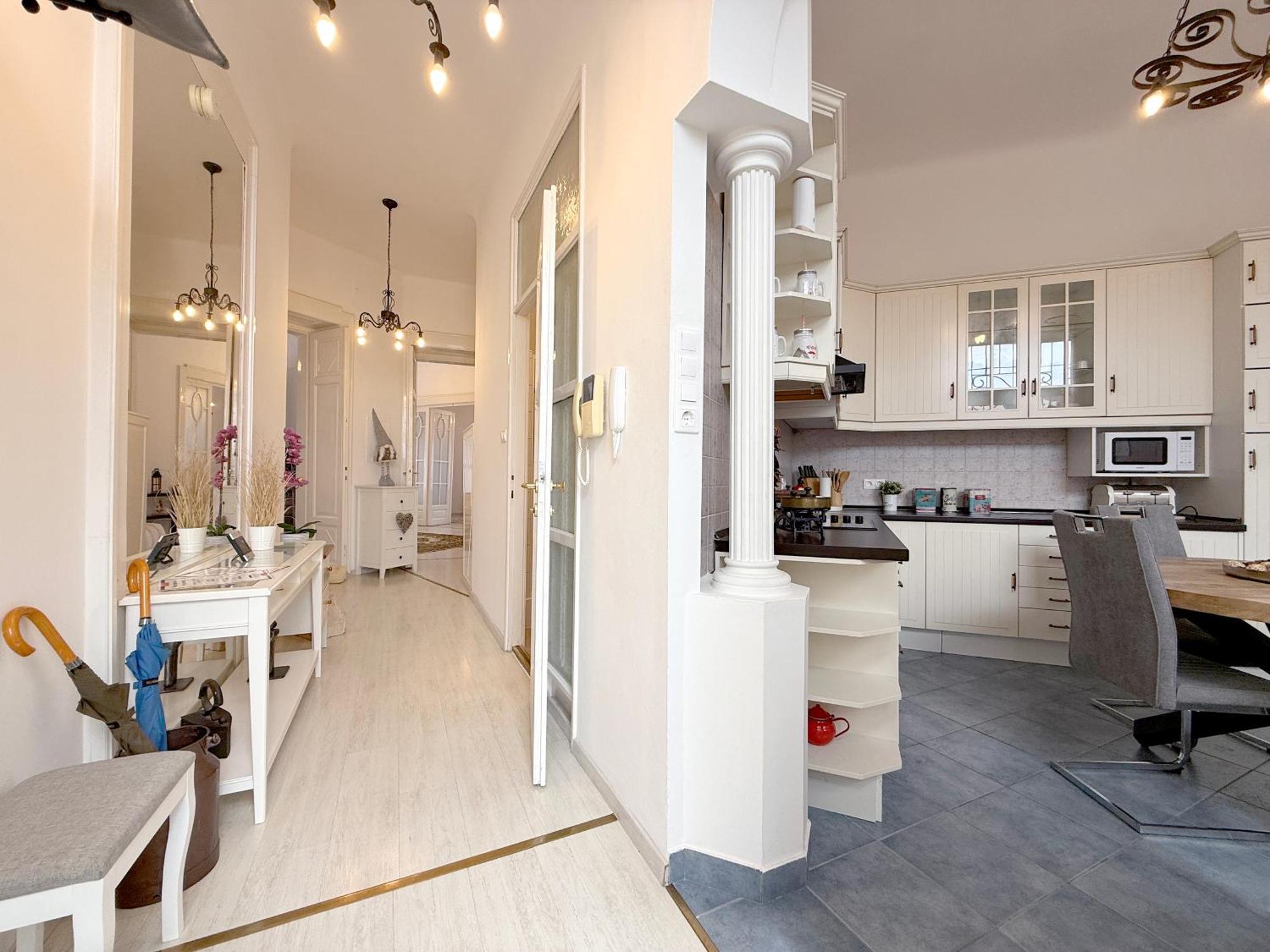 Elegant 125M2 Apartment In Center Of Budapest Budapeste Exterior foto