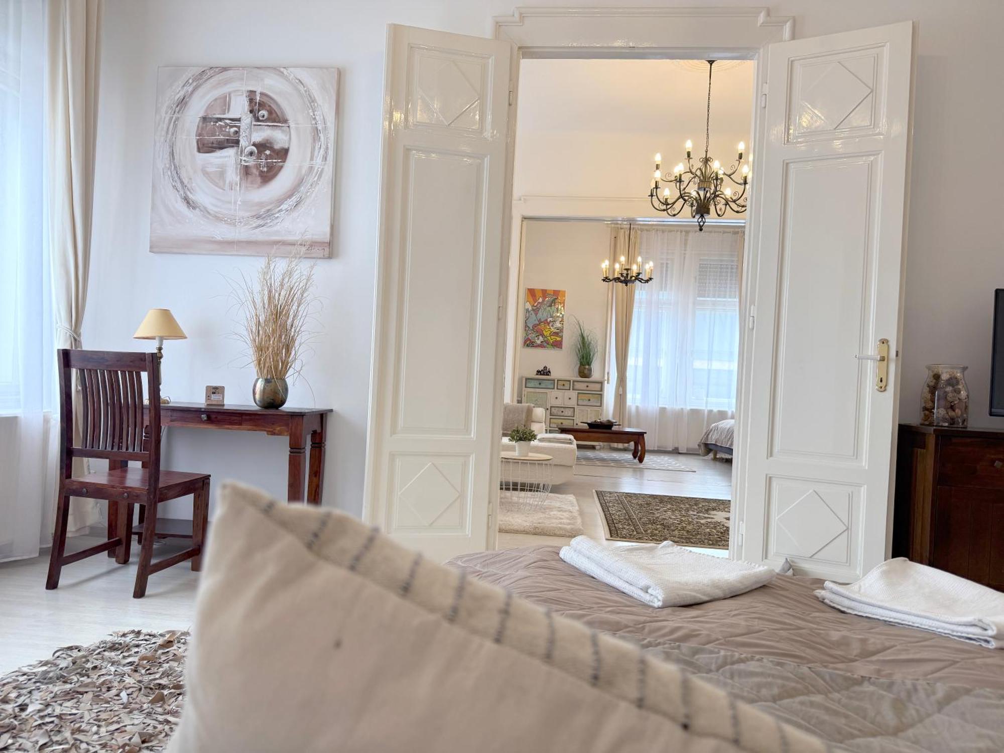 Elegant 125M2 Apartment In Center Of Budapest Budapeste Exterior foto